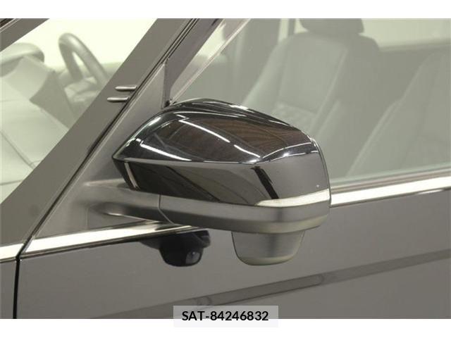 Toyota VOXY HYBRID 2022-11 7730667-19