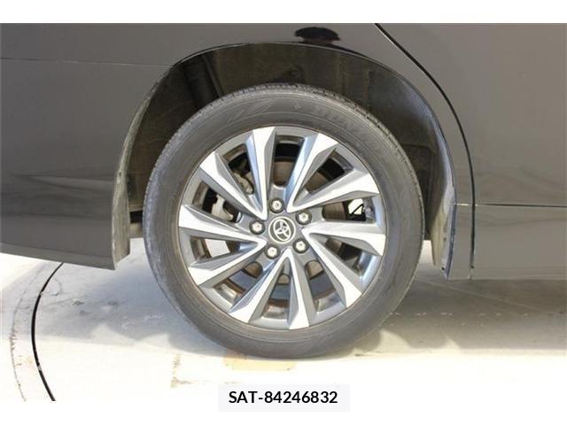 Toyota VOXY HYBRID 2022-11 7730667-22