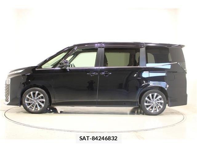 Toyota VOXY HYBRID 2022-11 7730667-8