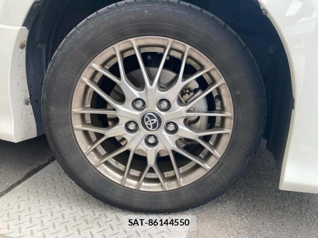 Toyota VOXY HYBRID 2018-07 7730682-6