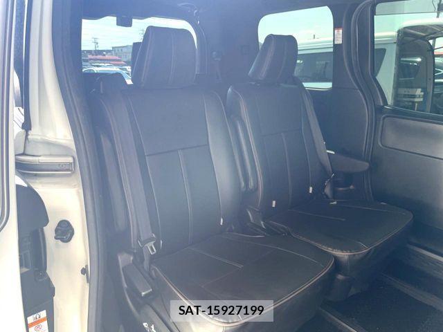 Toyota VOXY HYBRID 2018-10 7730675-10