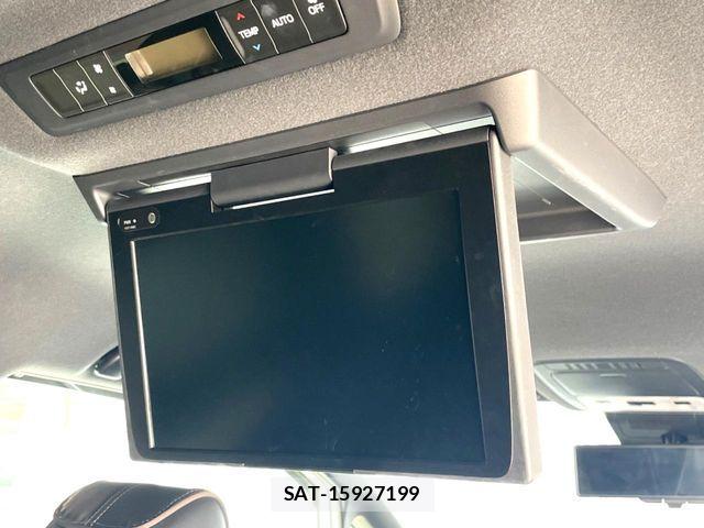 Toyota VOXY HYBRID 2018-10 7730675-4