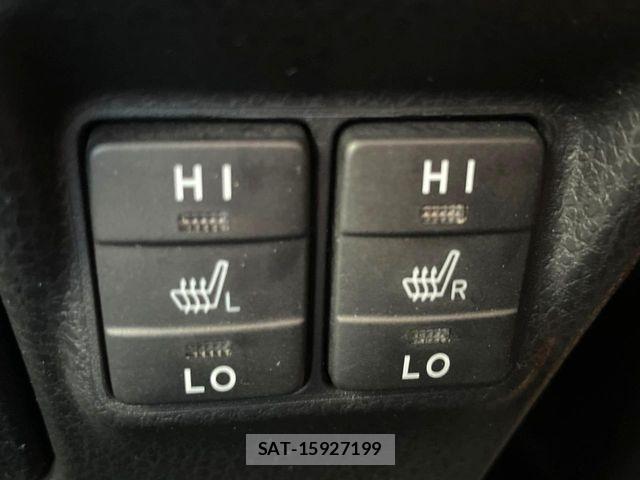 Toyota VOXY HYBRID 2018-10 7730675-8