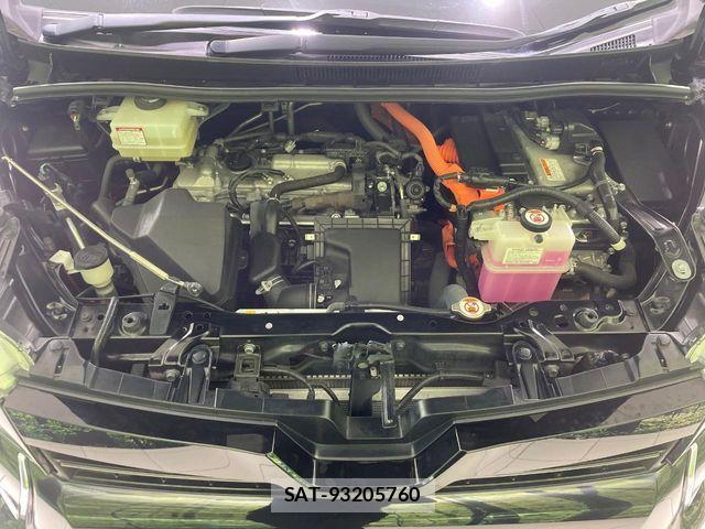 Toyota VOXY HYBRID 2019-06 7730676-17