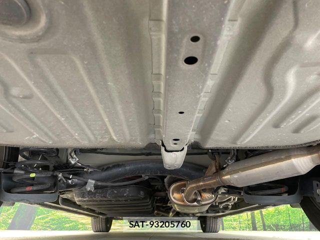 Toyota VOXY HYBRID 2019-06 7730676-18