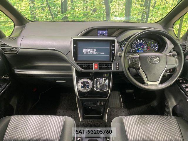 Toyota VOXY HYBRID 2019-06 7730676-1