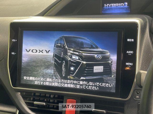 Toyota VOXY HYBRID 2019-06 7730676-3