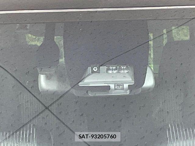 Toyota VOXY HYBRID 2019-06 7730676-5