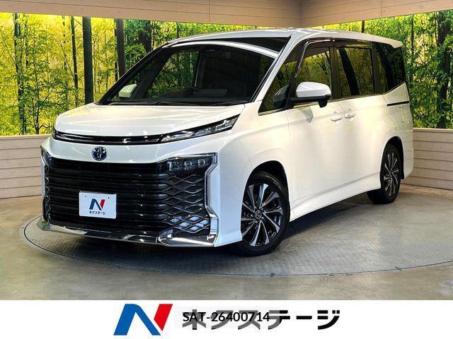 Toyota VOXY HYBRID 2022-03 7730661-0