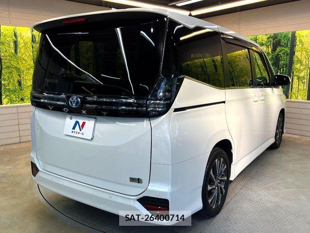 Toyota VOXY HYBRID 2022-03 7730661-16