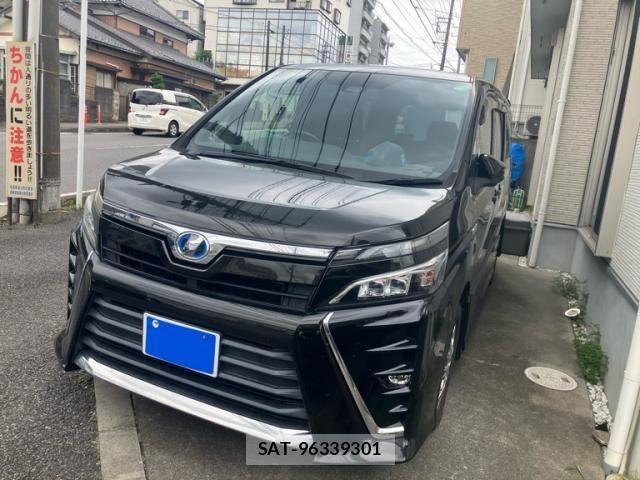 Toyota VOXY HYBRID 2017-10 7730687-1