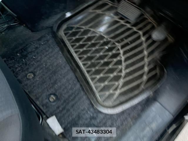 Toyota VOXY HYBRID 2014-05 7790404-18