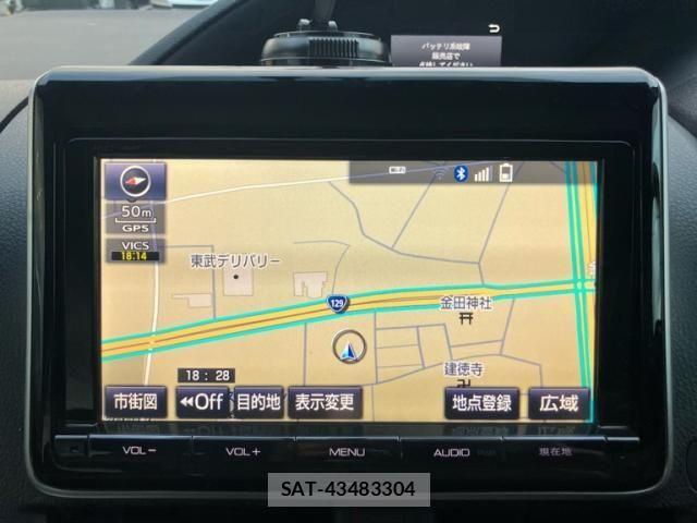 Toyota VOXY HYBRID 2014-05 7790404-24