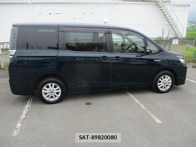 Toyota VOXY HYBRID 2019-06 7790417-8