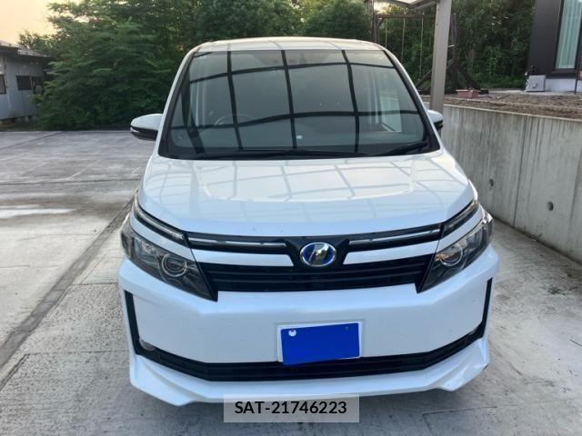 Toyota VOXY HYBRID 2014-06 7790402-1