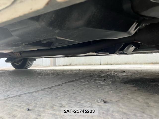 Toyota VOXY HYBRID 2014-06 7790402-24