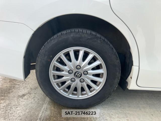Toyota VOXY HYBRID 2014-06 7790402-7