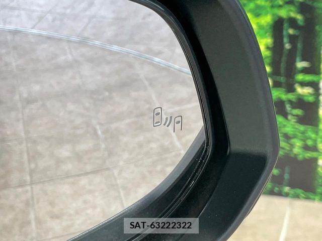 Toyota VOXY HYBRID 2023-04 7790466-6