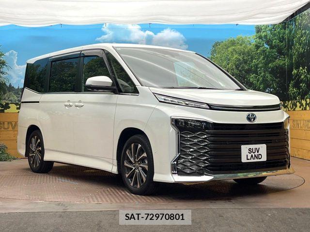 Toyota VOXY HYBRID 2024-02 7790467-17