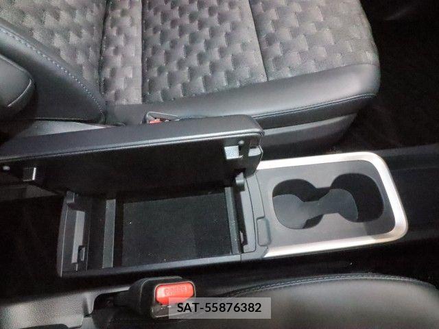 Toyota VOXY HYBRID 2024-05 7790475-25