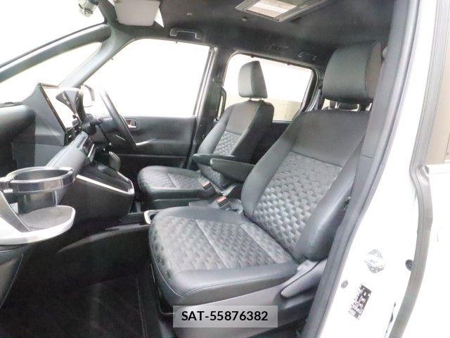 Toyota VOXY HYBRID 2024-05 7790475-8