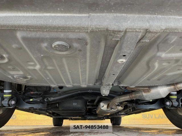 Toyota VOXY HYBRID 2023-07 7790461-18