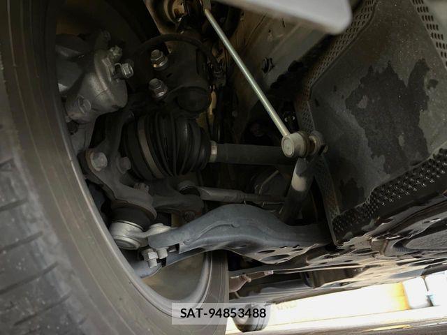 Toyota VOXY HYBRID 2023-07 7790461-19