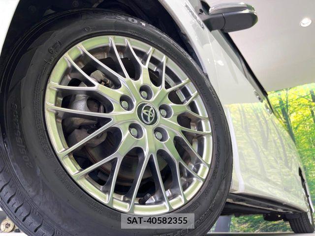 Toyota VOXY HYBRID 2018-10 7790429-13