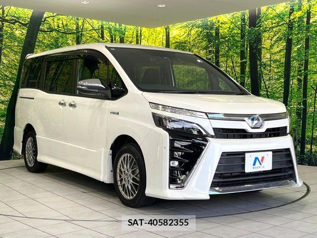 Toyota VOXY HYBRID 2018-10 7790429-16