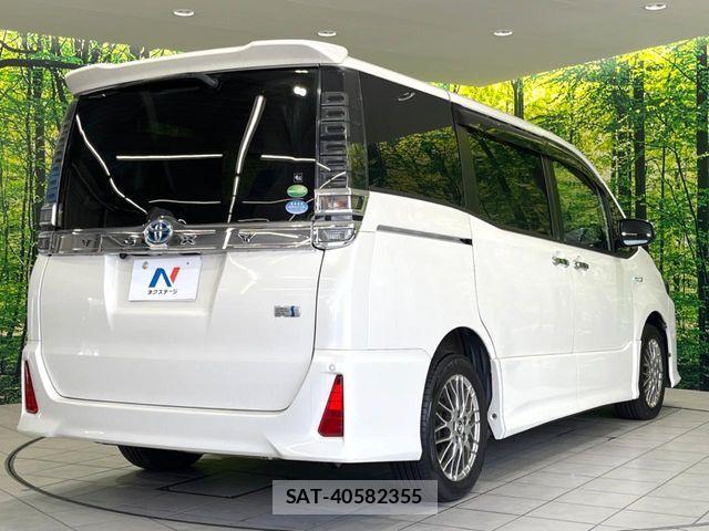 Toyota VOXY HYBRID 2018-10 7790429-17