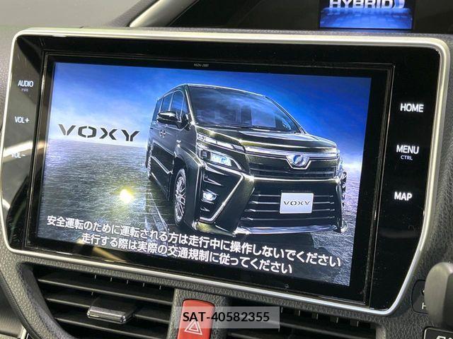 Toyota VOXY HYBRID 2018-10 7790429-2