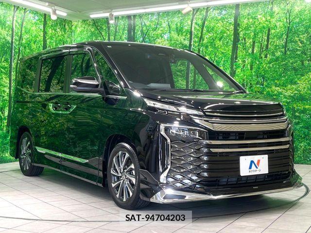Toyota VOXY HYBRID 2025-03 7790482-16