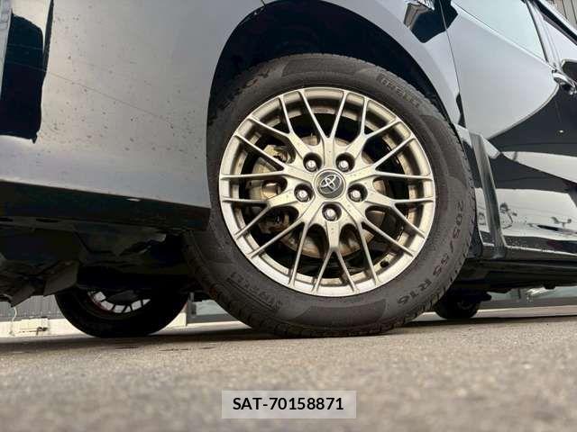 Toyota VOXY HYBRID 2018-08 7790423-14