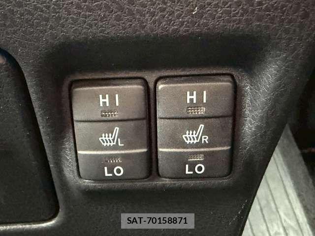 Toyota VOXY HYBRID 2018-08 7790423-7