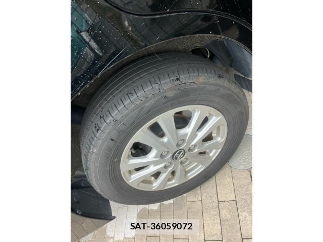 Toyota VOXY HYBRID 2018-03 7790410-5