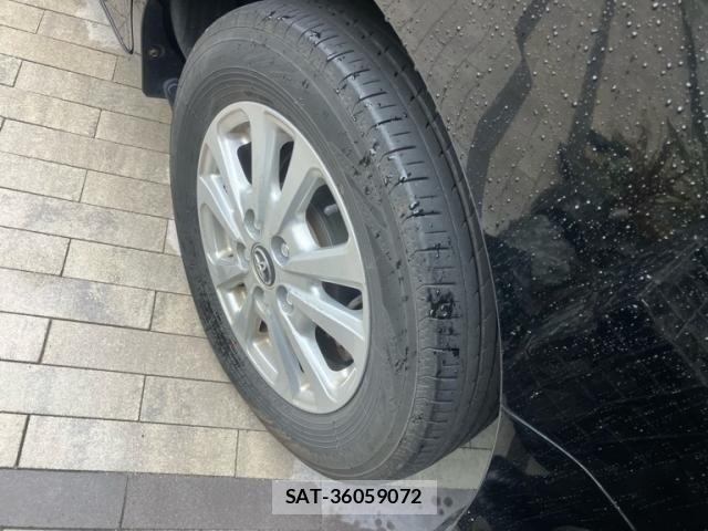 Toyota VOXY HYBRID 2018-03 7790410-6