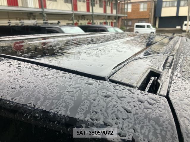 Toyota VOXY HYBRID 2018-03 7790410-8
