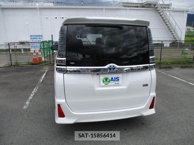 Toyota VOXY HYBRID 2021-06 7790422-2
