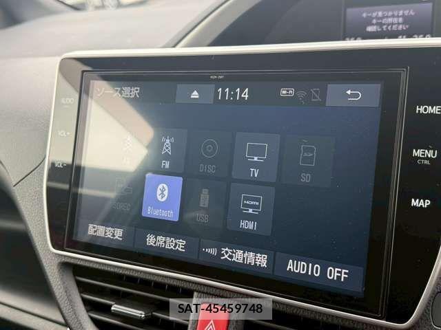Toyota VOXY HYBRID 2019-07 7790426-7