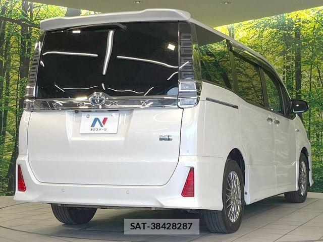 Toyota VOXY HYBRID 2019-01 7790425-17