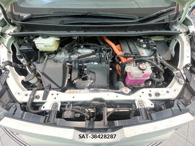 Toyota VOXY HYBRID 2019-01 7790425-18
