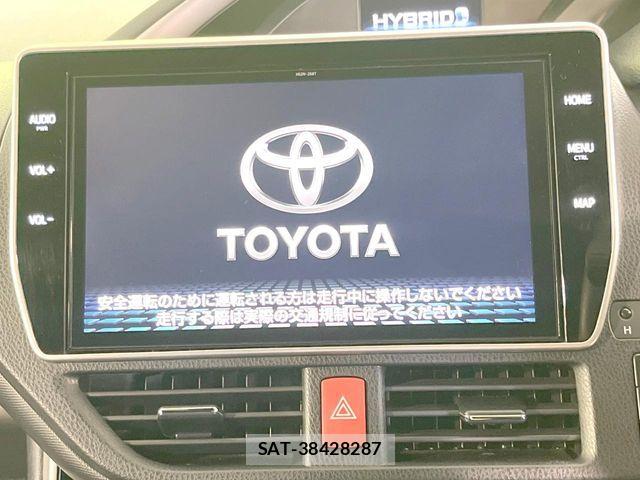 Toyota VOXY HYBRID 2019-01 7790425-2
