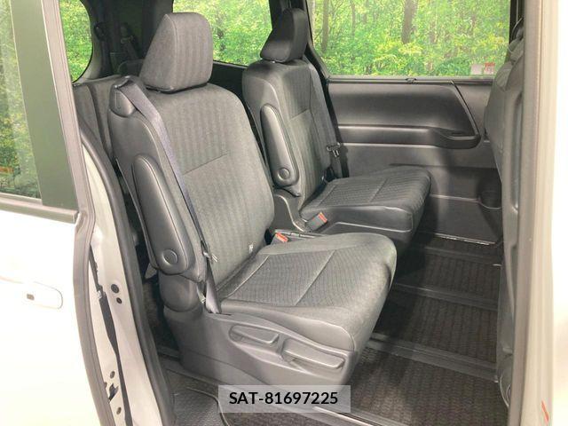 Toyota VOXY HYBRID 2024-07 7790436-8