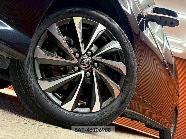 Toyota VOXY HYBRID 2022-10 7790463-10