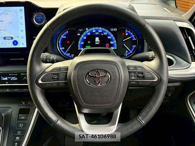 Toyota VOXY HYBRID 2022-10 7790463-12