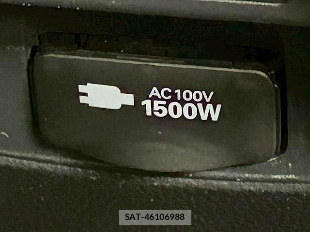 Toyota VOXY HYBRID 2022-10 7790463-15