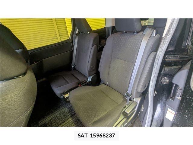 Toyota VOXY HYBRID 2014-04 7790403-15