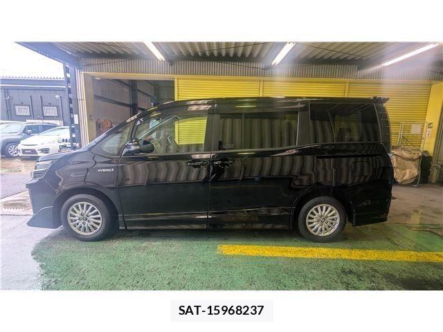 Toyota VOXY HYBRID 2014-04 7790403-6