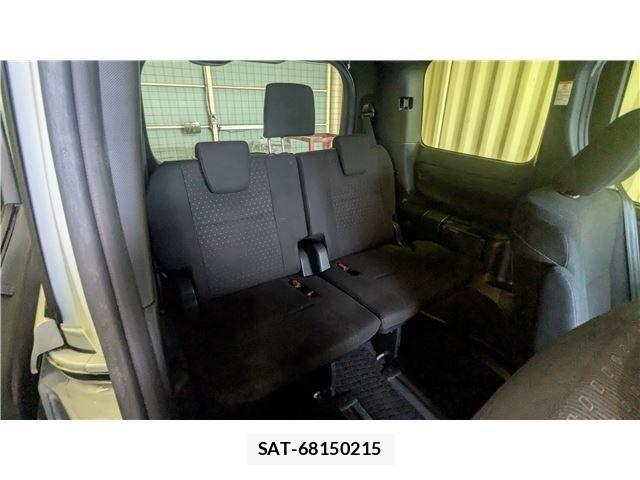 Toyota VOXY HYBRID 2017-09 7790416-10