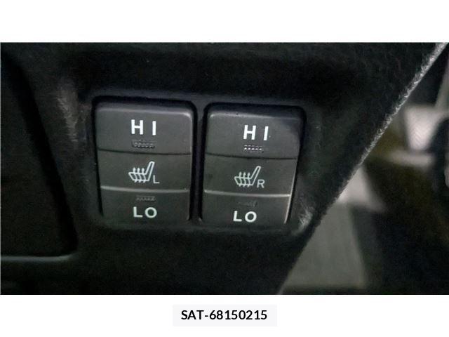 Toyota VOXY HYBRID 2017-09 7790416-23